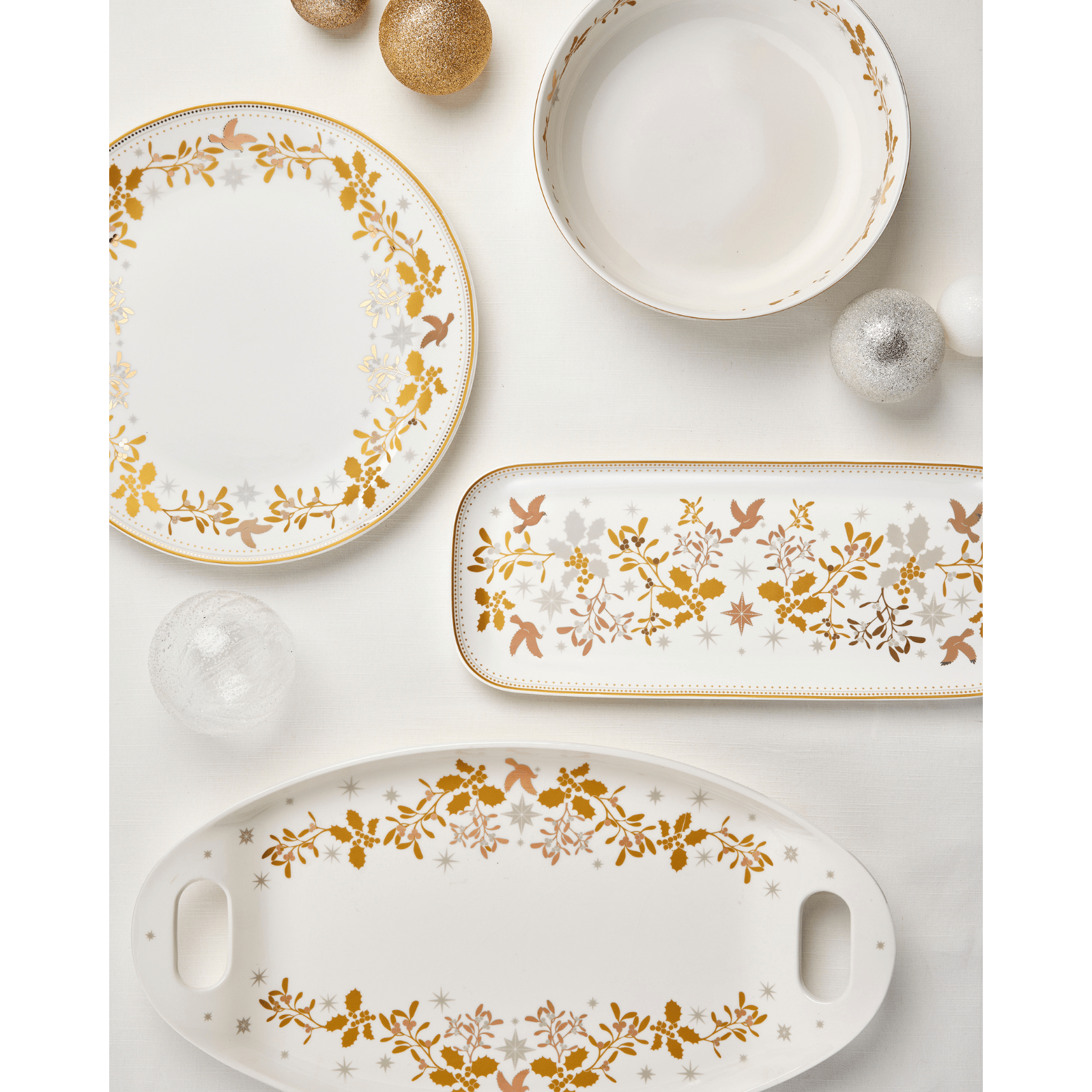 Maxwell & Williams White Christmas Prosecco Glass 240ml Set of 2 Gold