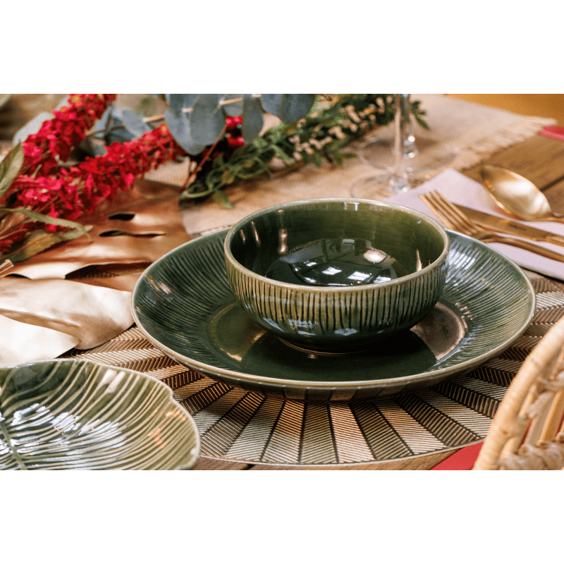 Mikasa Round PVC Gold Placemats 38cm 4-Piece