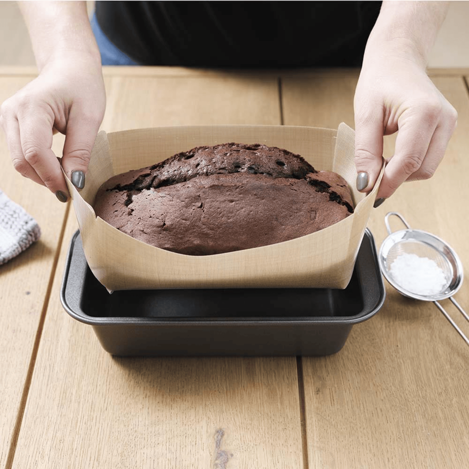 NoStik Silicone Fibreglass Loaf Tin Liner