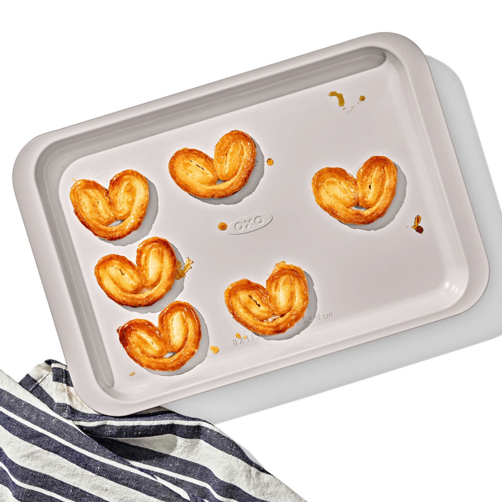 OXO Good Grips Non-Stick Pro Ceramic Coated Quarter Sheet Pan 30cm x 20cm