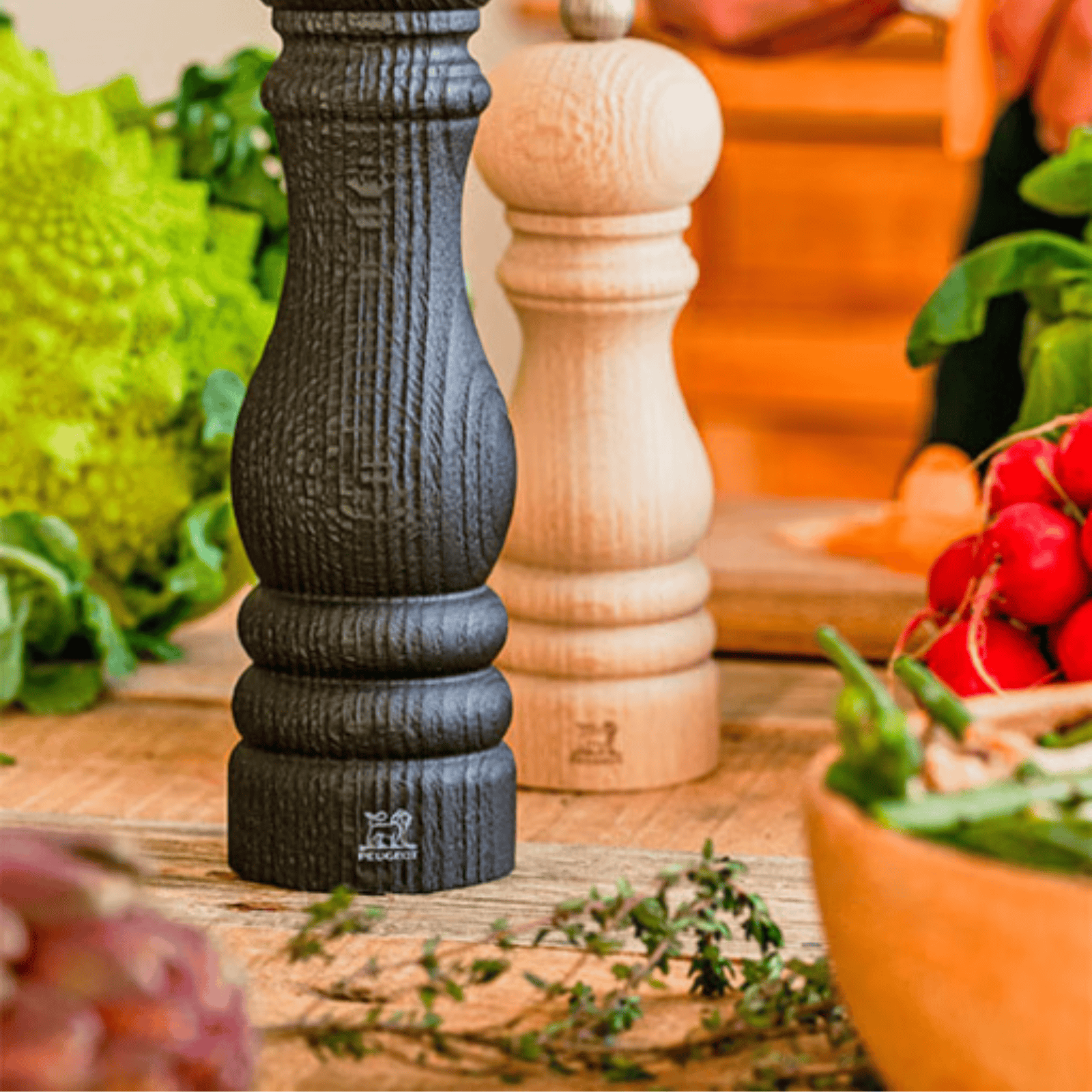 Peugeot Paris Nature Black Wood Pepper Mill 18cm