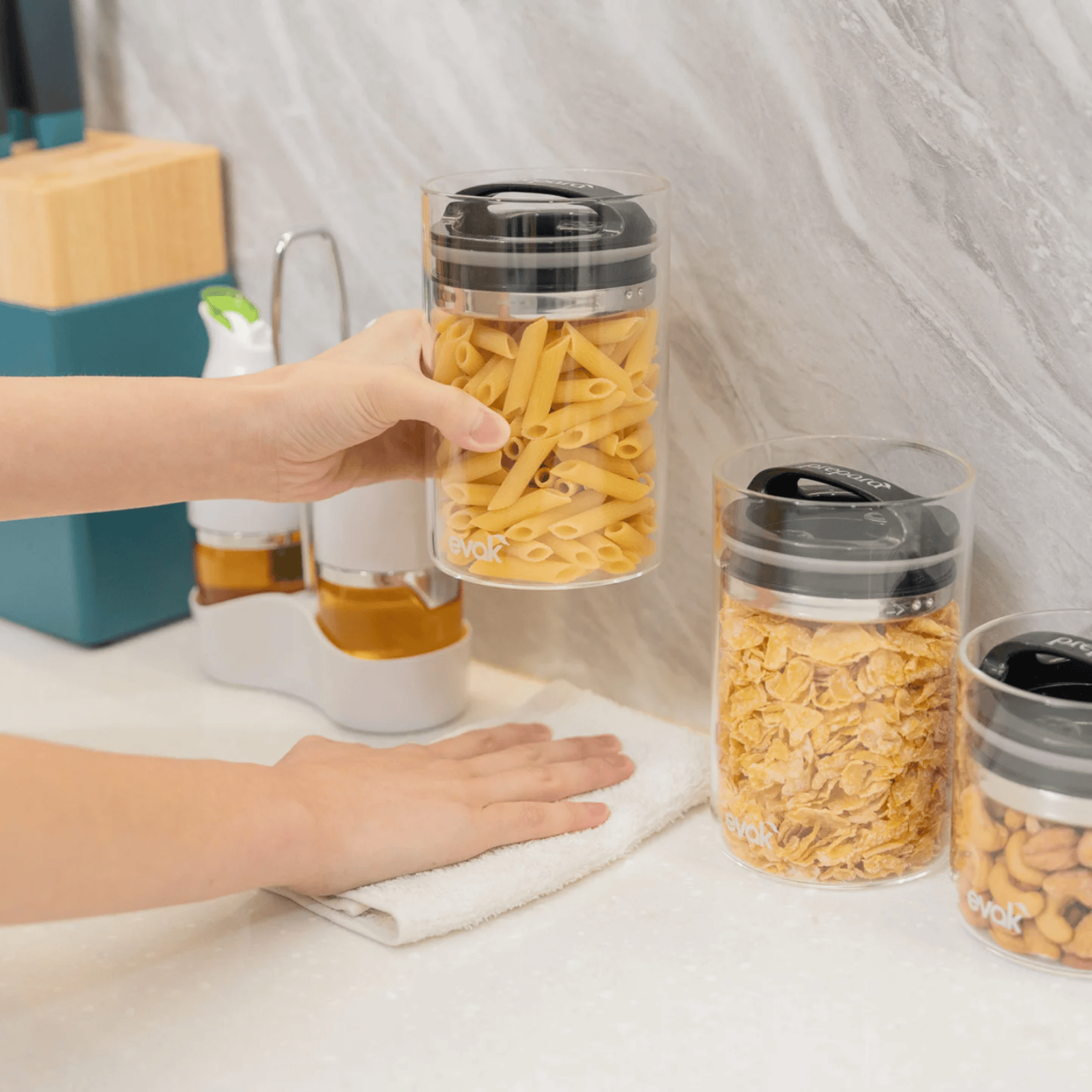 Prepara Evak Compact Storage Medium 709ml