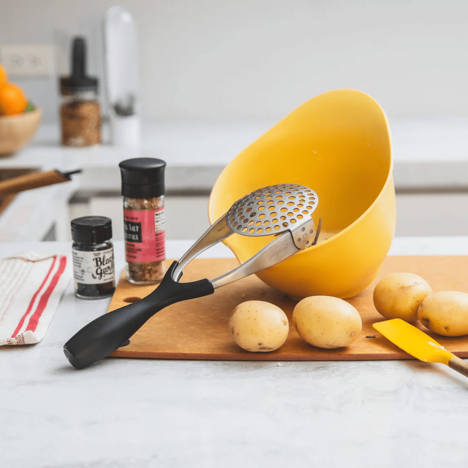 Prepara Flip Masher