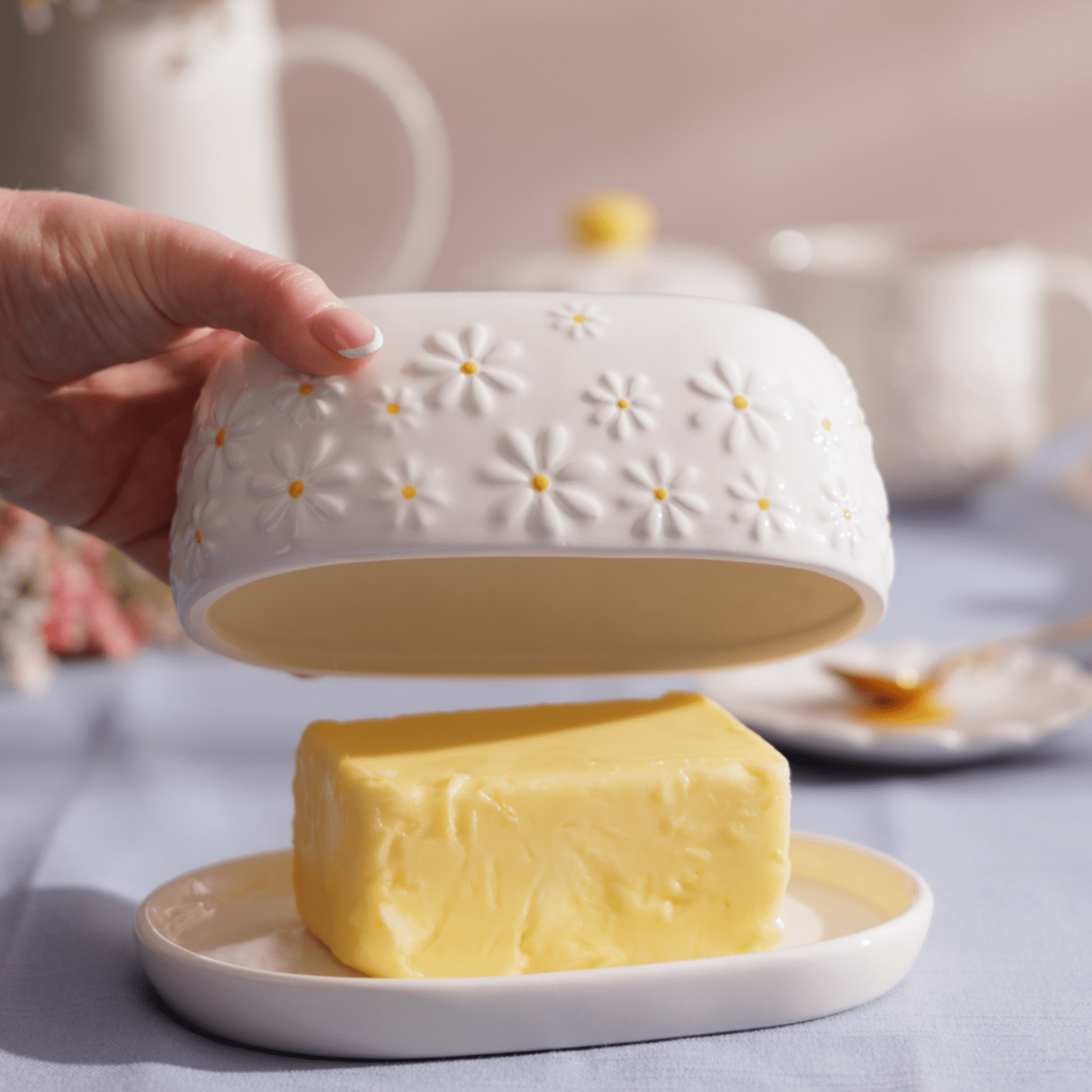 Price & Kensington Daisy Butter Dish