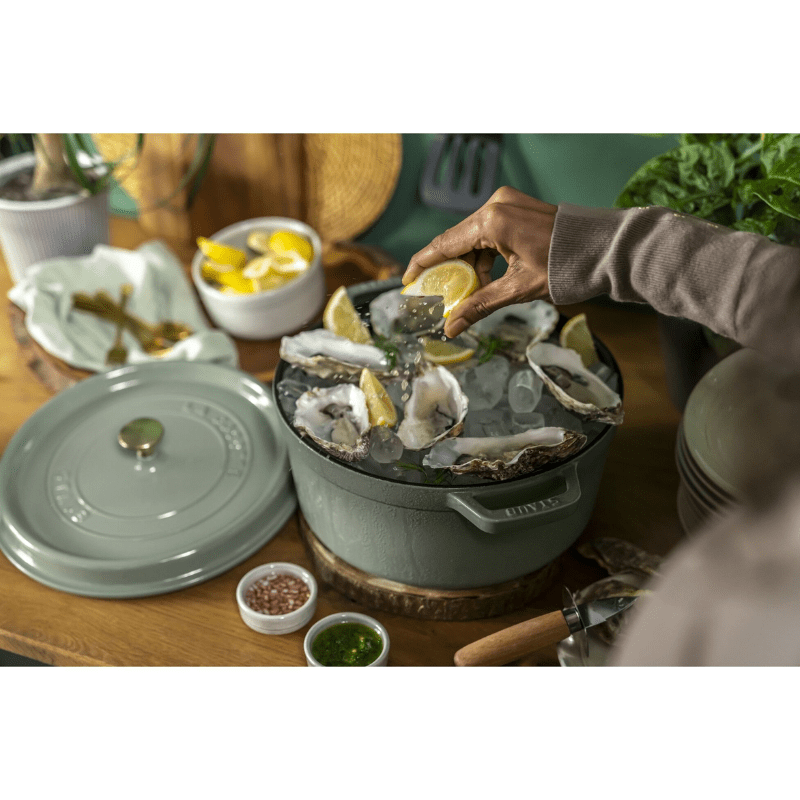 Staub Round Cocotte 24cm Eucalyptus