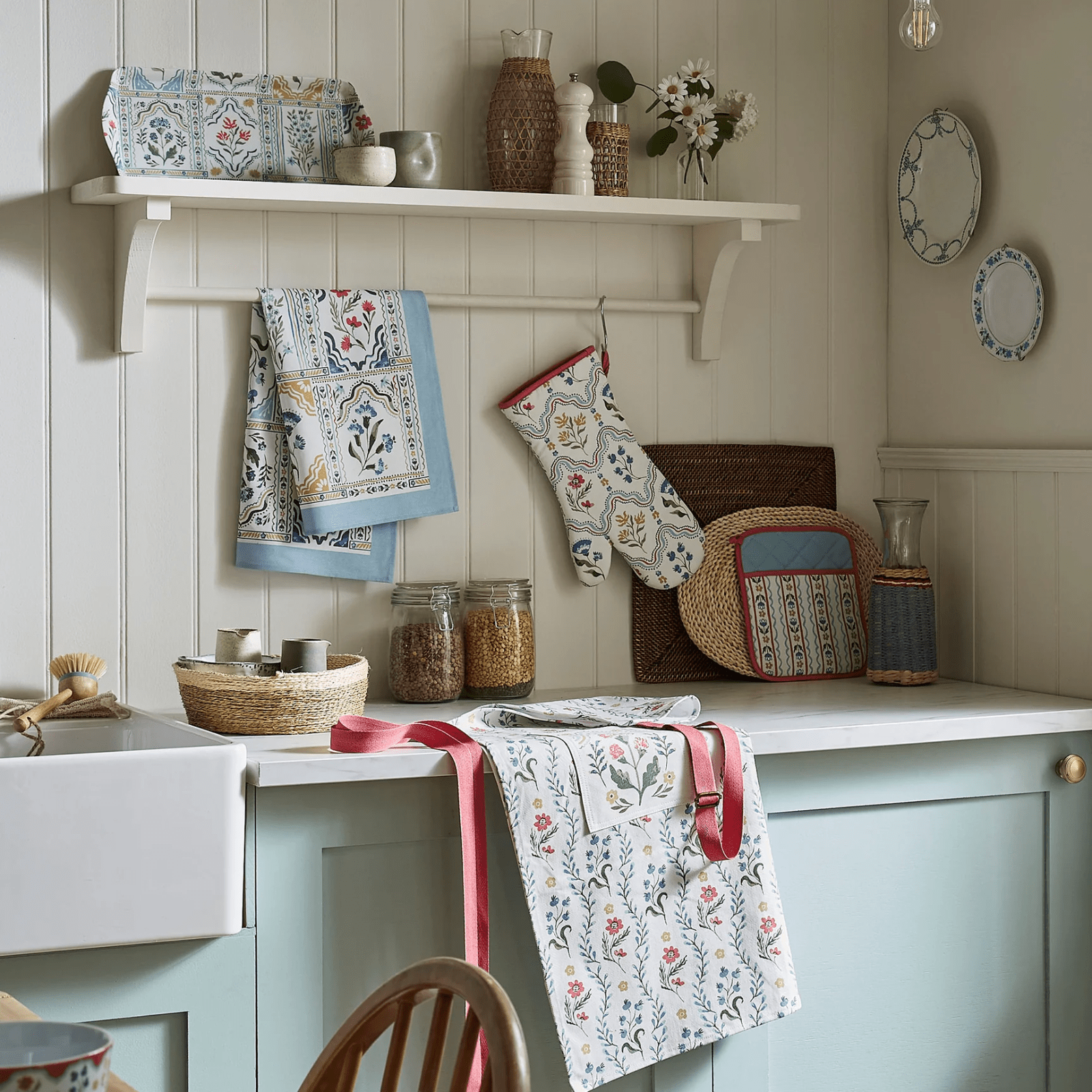 Ulster Weavers Cotton Apron Boho Floral