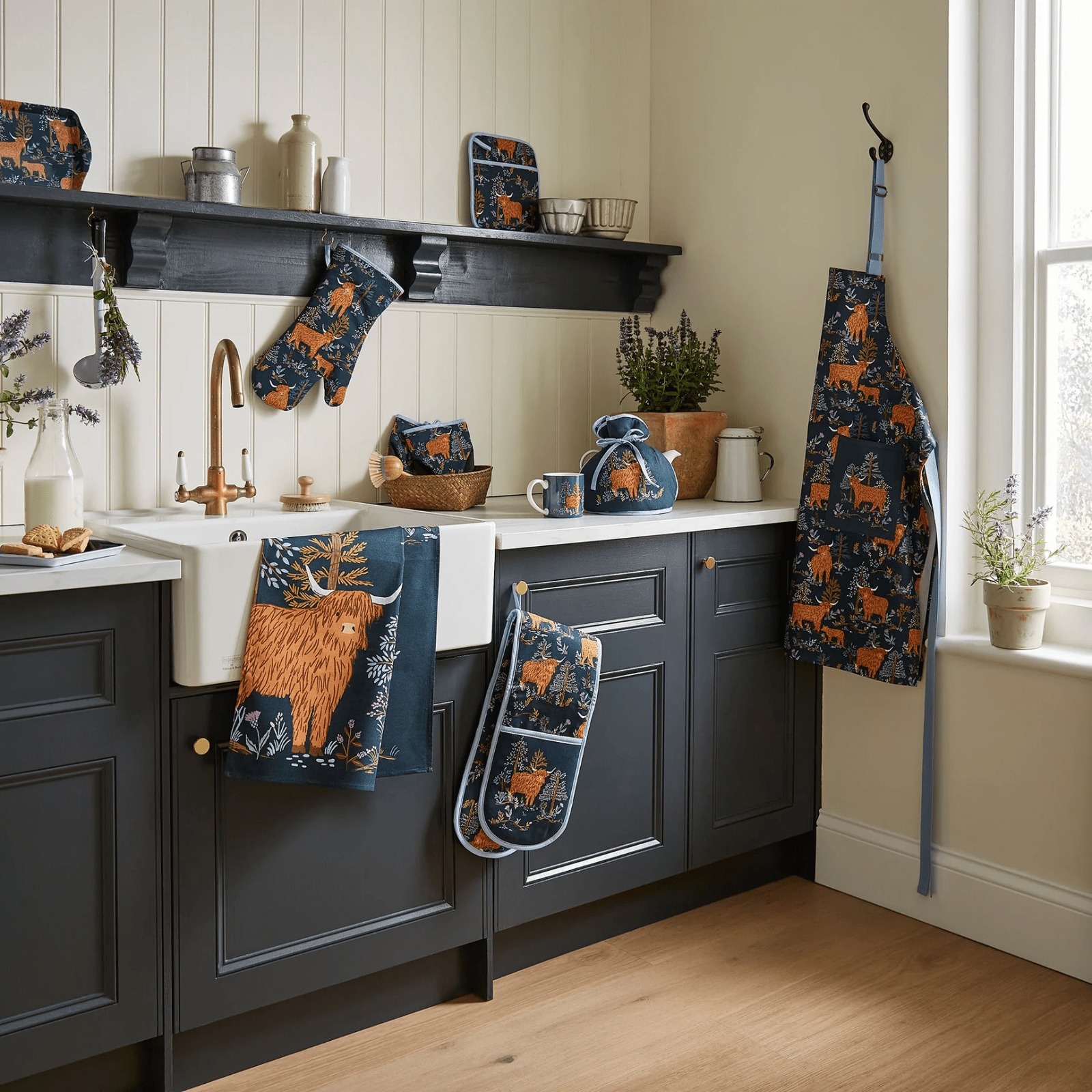 Ulster Weavers Cotton Apron Connie the Cow