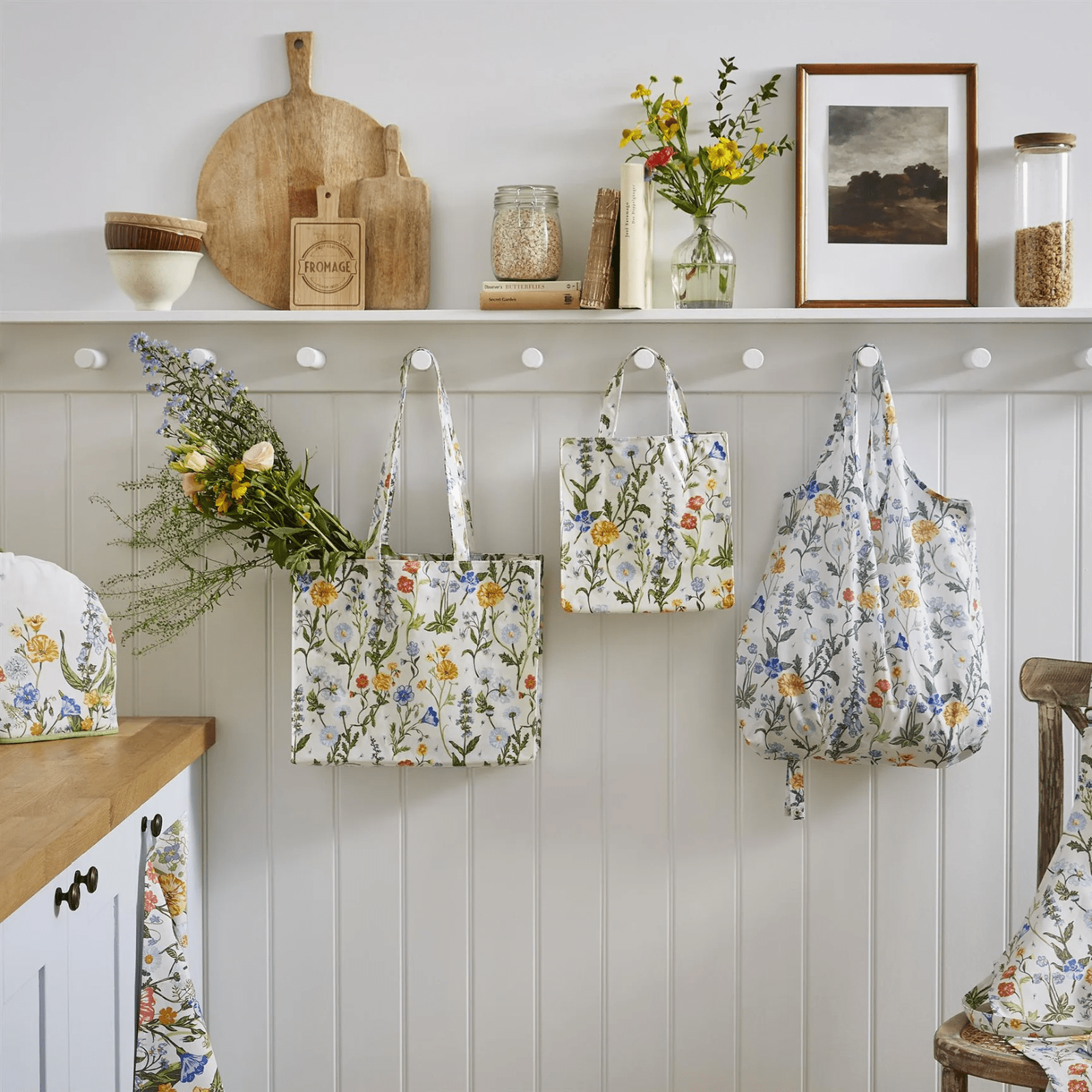Ulster Weavers Cotton Tea Towel Cottage Garden