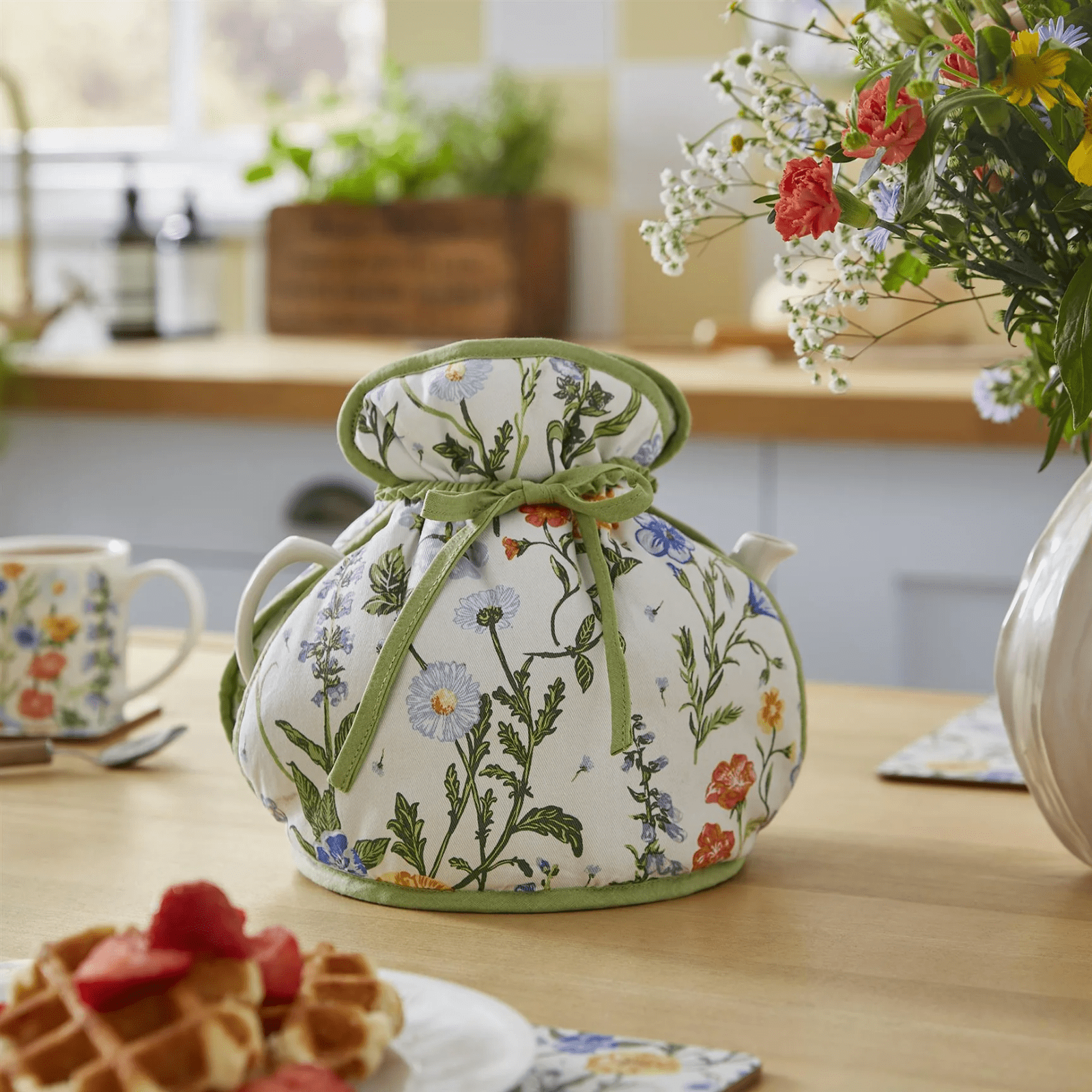 Ulster Weavers Tea Cosy Cottage Garden