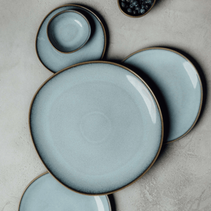 Villeroy & Boch Lave Glacé Bread Plate