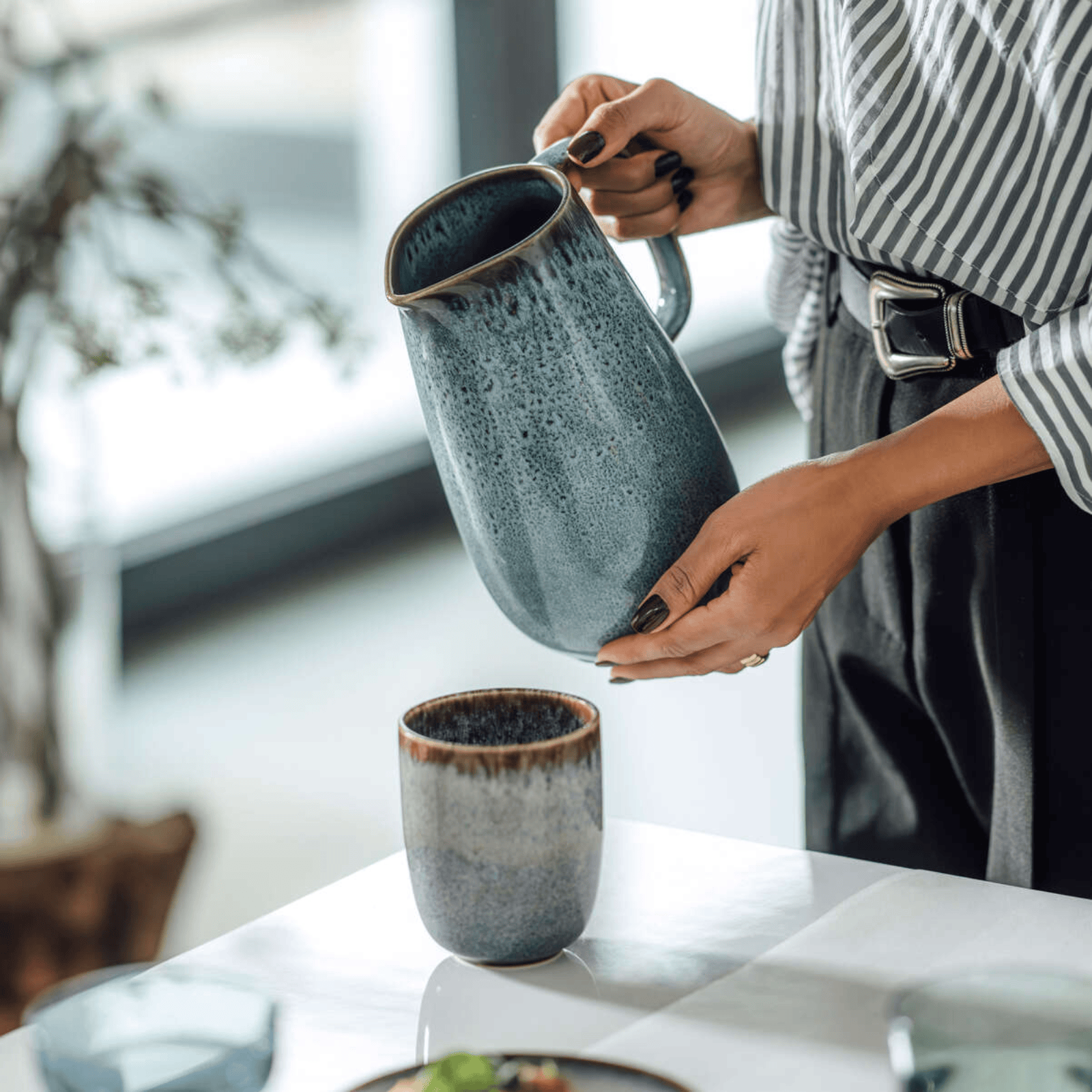 Villeroy & Boch Lave Glacé Jug
