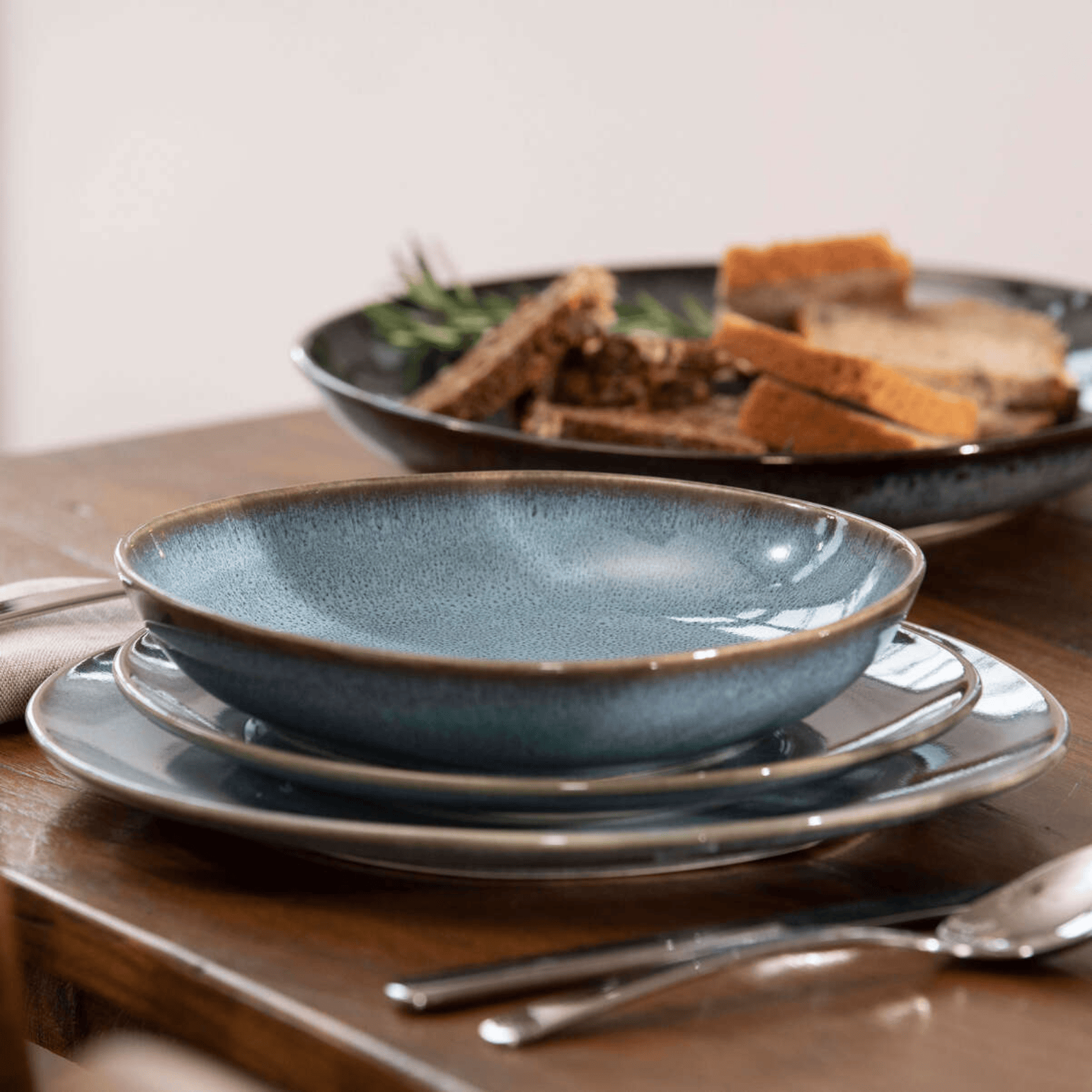Villeroy & Boch Lave Glacé Pasta Bowl