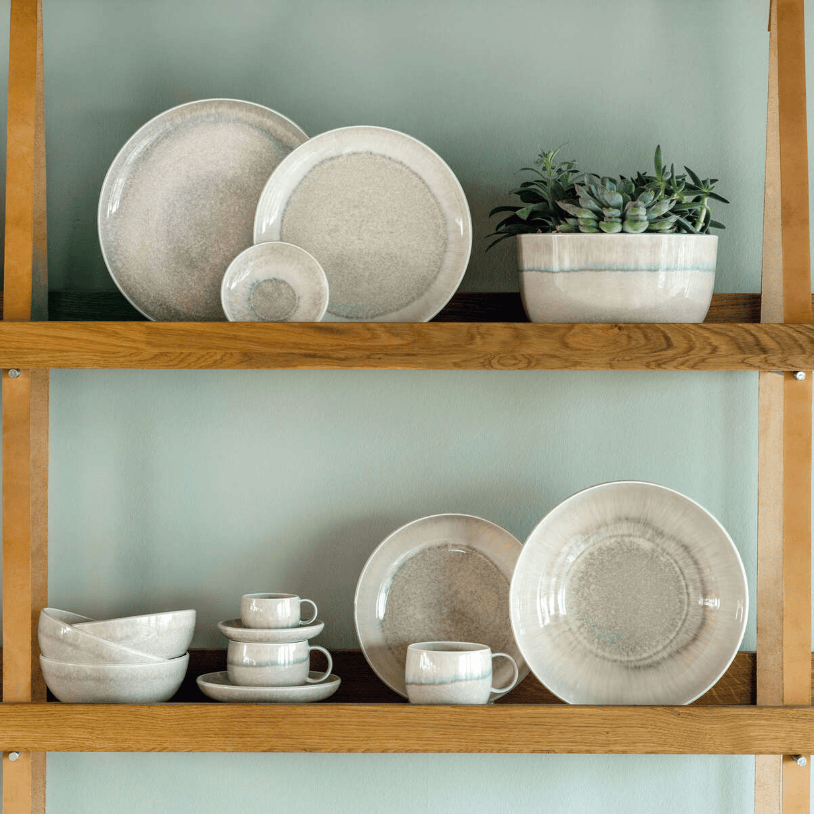 Villeroy & Boch Perlemor Sand Serving Dish