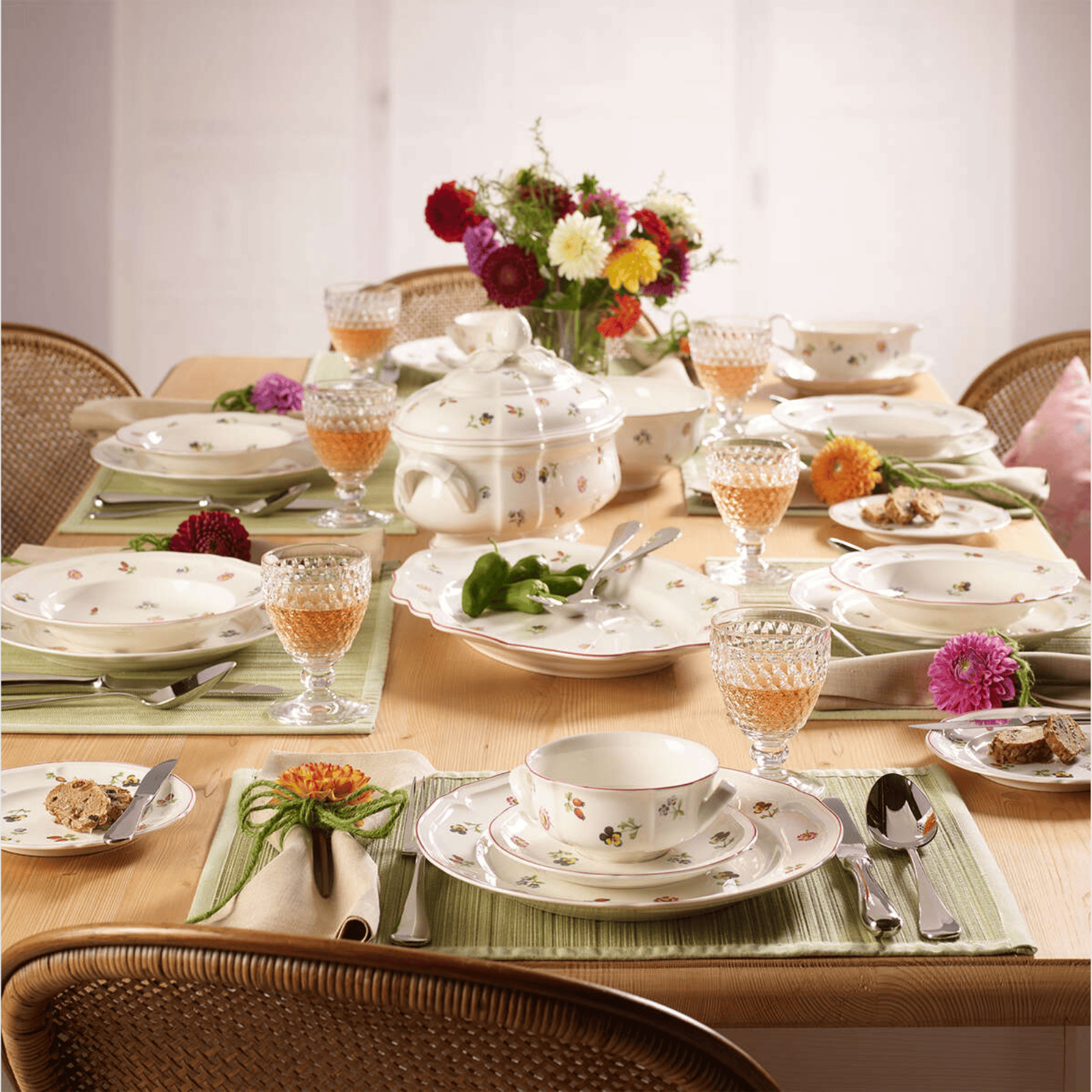 Villeroy & Boch Petite Fleur Deep Plate