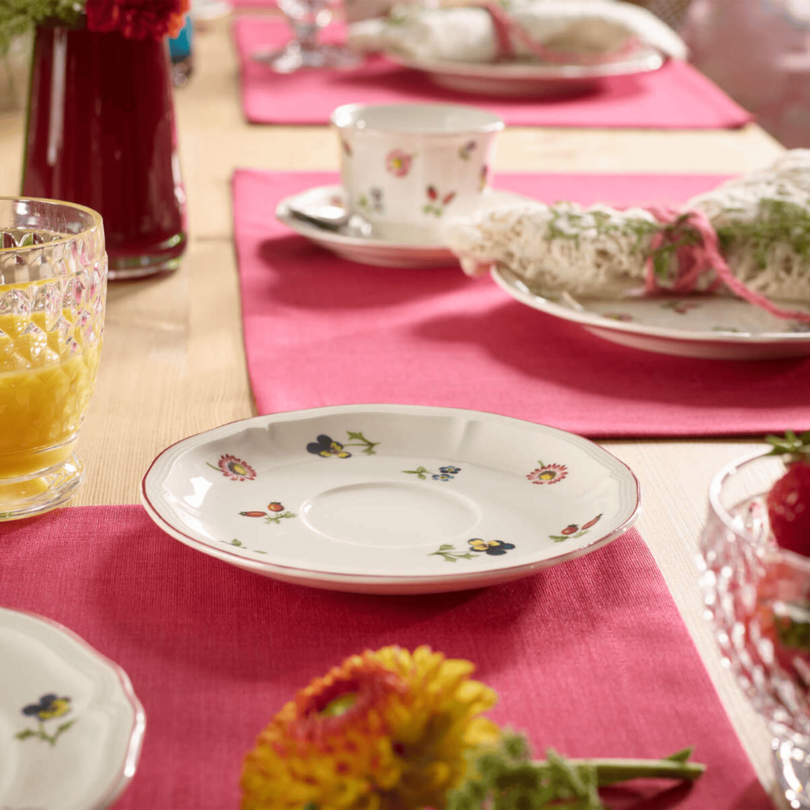 Villeroy & Boch Petite Fleur Saucer Breakfast Cup