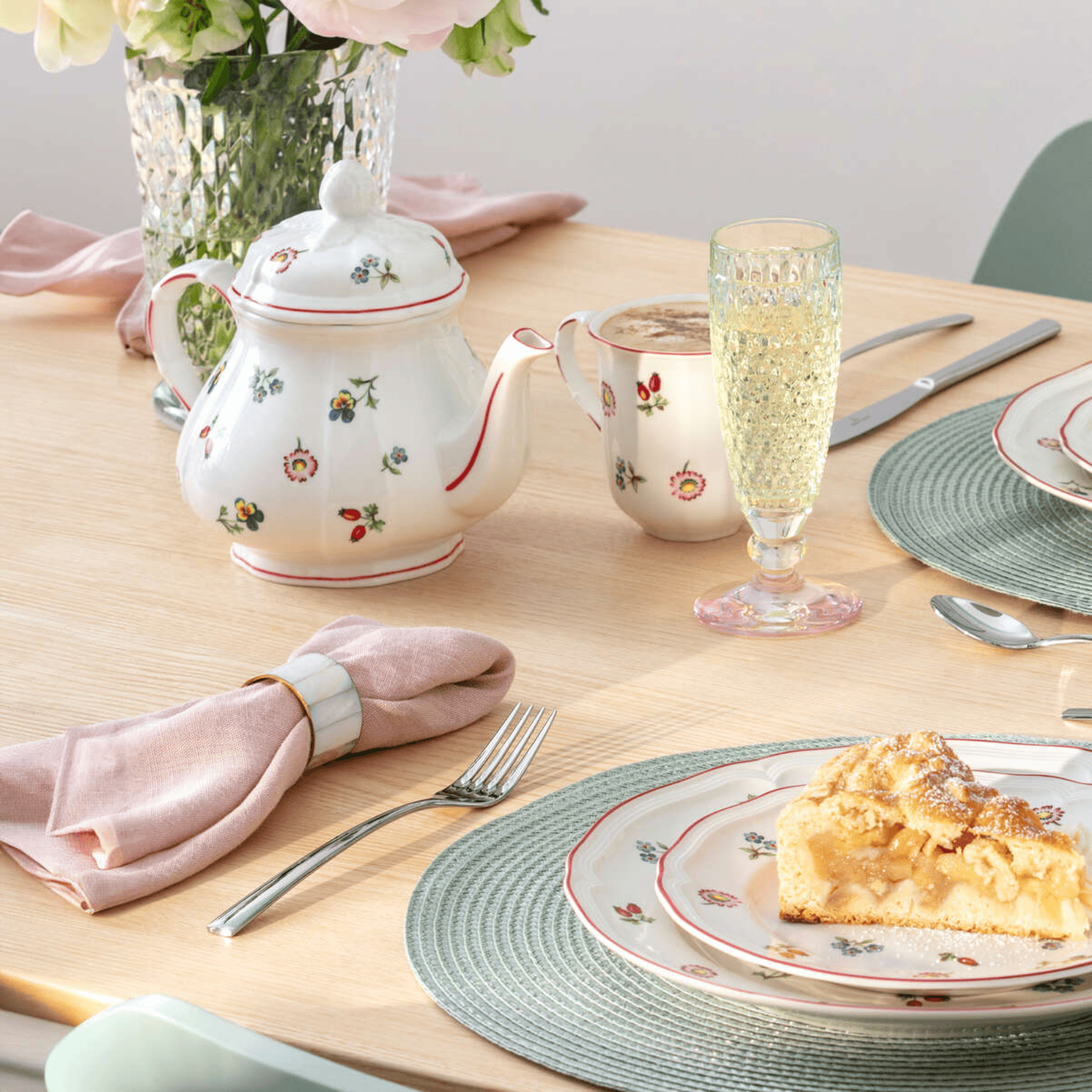 Villeroy & Boch Petite Fleur Teapot