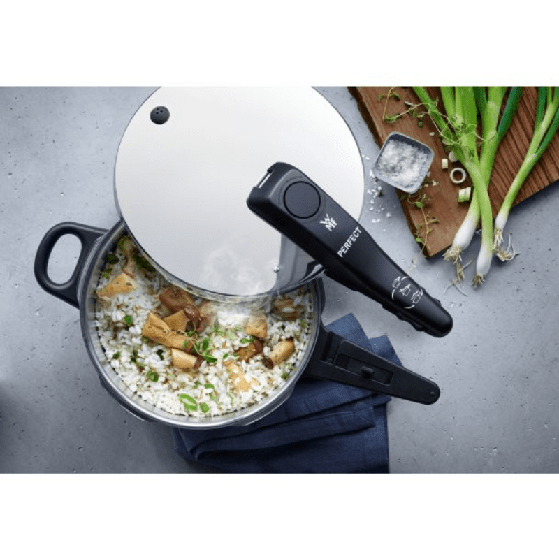 WMF Perfect Pressure Cooker 2.5L