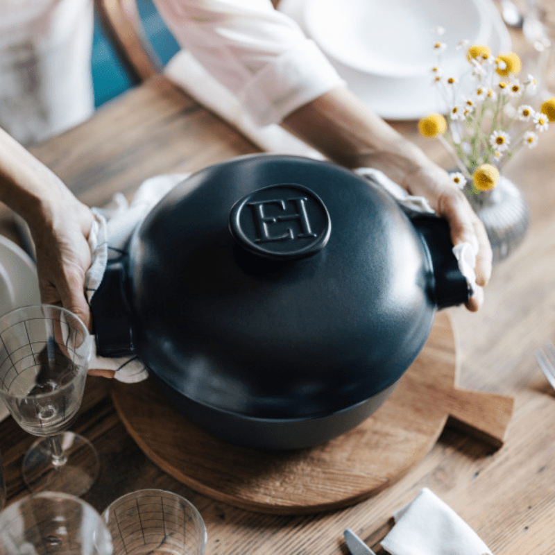 Emile Henry Delight Induction Round Casserole 2L Charcoal