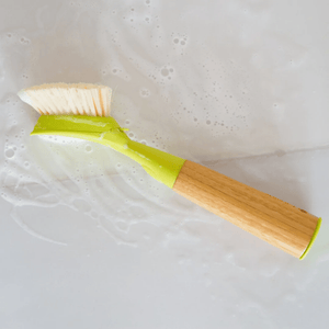 Full Circle Suds Up Soap Dispensing Replaceable Dish Brush