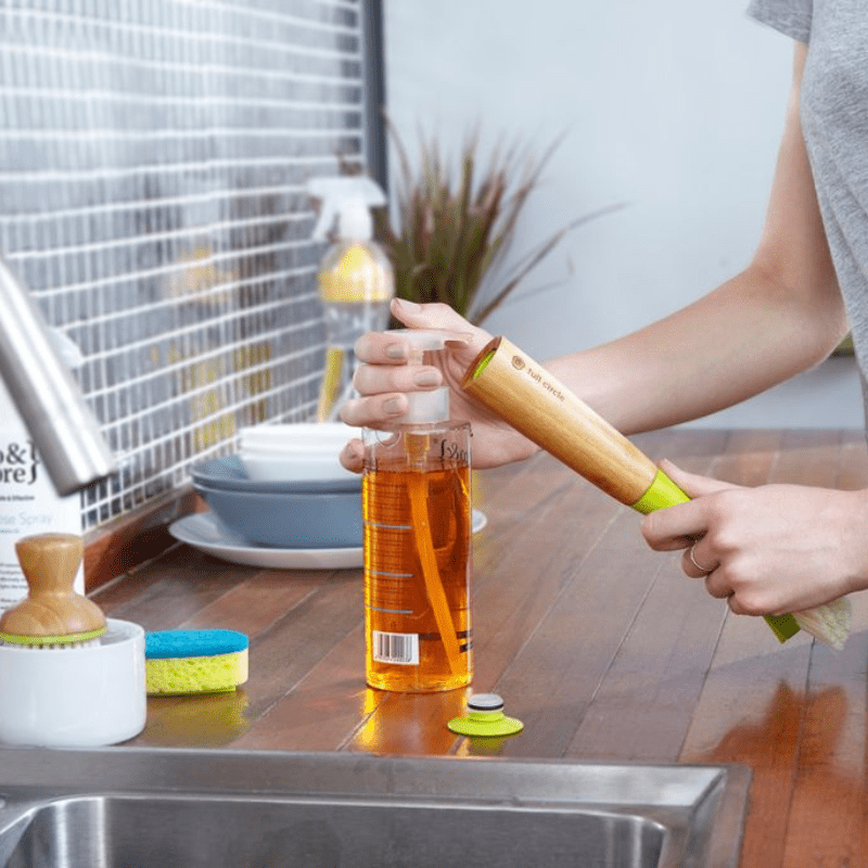 Full Circle Suds Up Soap Dispensing Replaceable Dish Brush