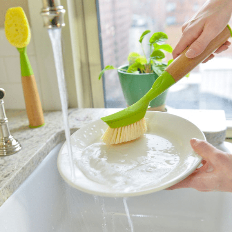 Full Circle Suds Up Soap Dispensing Replaceable Dish Brush The Homestore Auckland