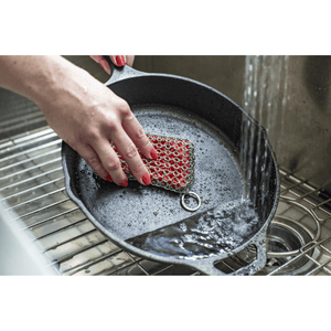 Lodge Chain Mail Scrubbing Pad Red