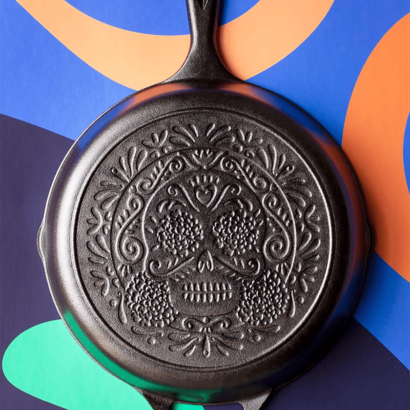 Lodge Sugar Skull Cast Iron Skillet 26cm