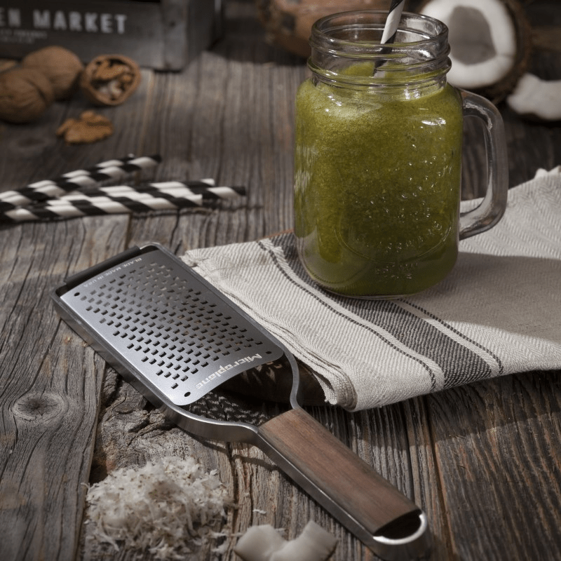 Microplane Master Series Coarse Grater