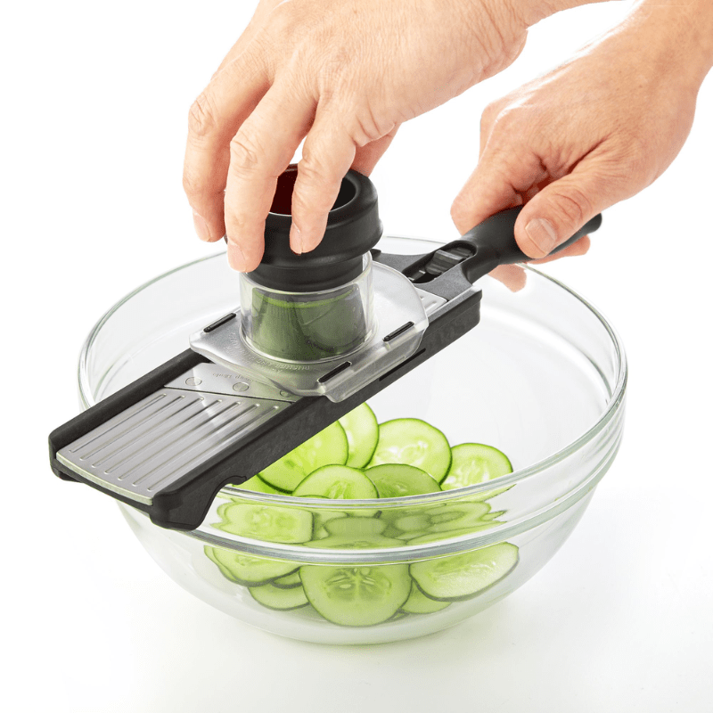 Progressive PL8 Professional Thin Slicer