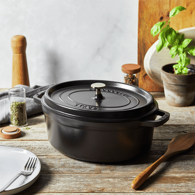 Staub Oval Cocotte 31cm Black