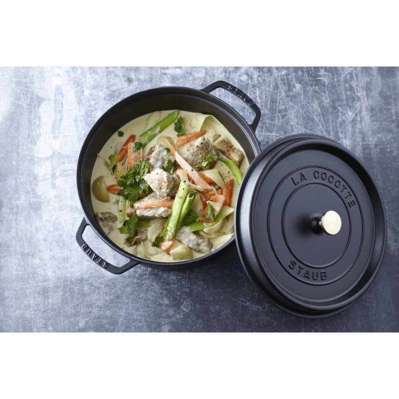 Staub Round Cocotte 28cm Black